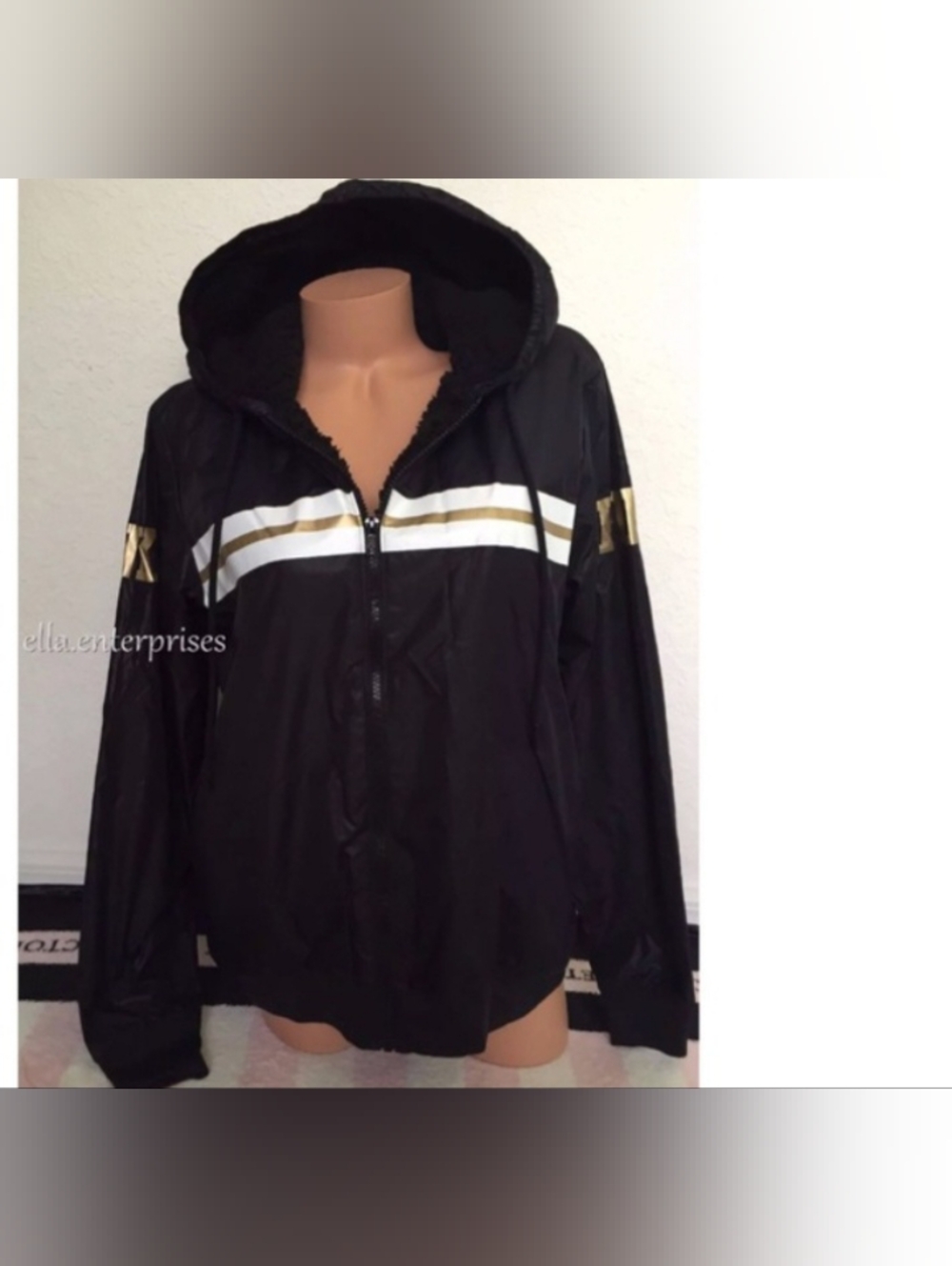 🩷for my bestie🩷 Black Hooded Zip-Up Anorak with Gold & White Stripes